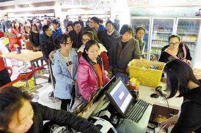 超市排隊總是最慢？可能是你的‘網絡工程’心態在作祟